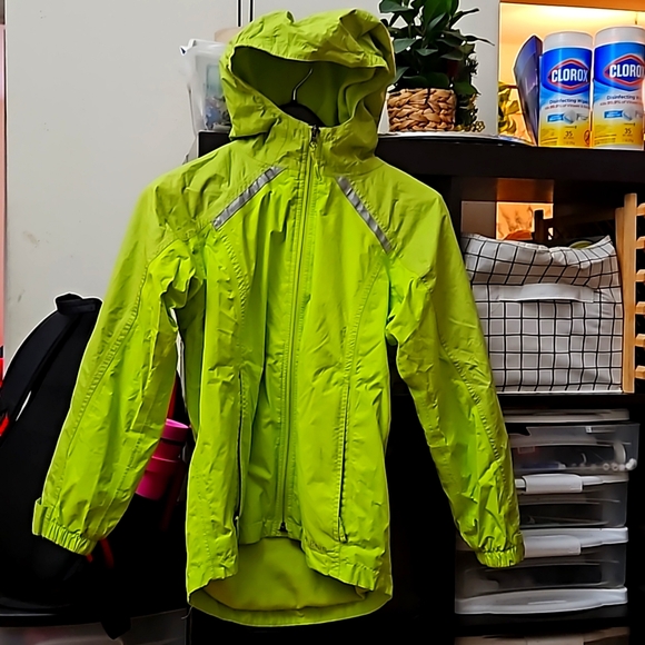 rain jacket - Picture 1 of 1